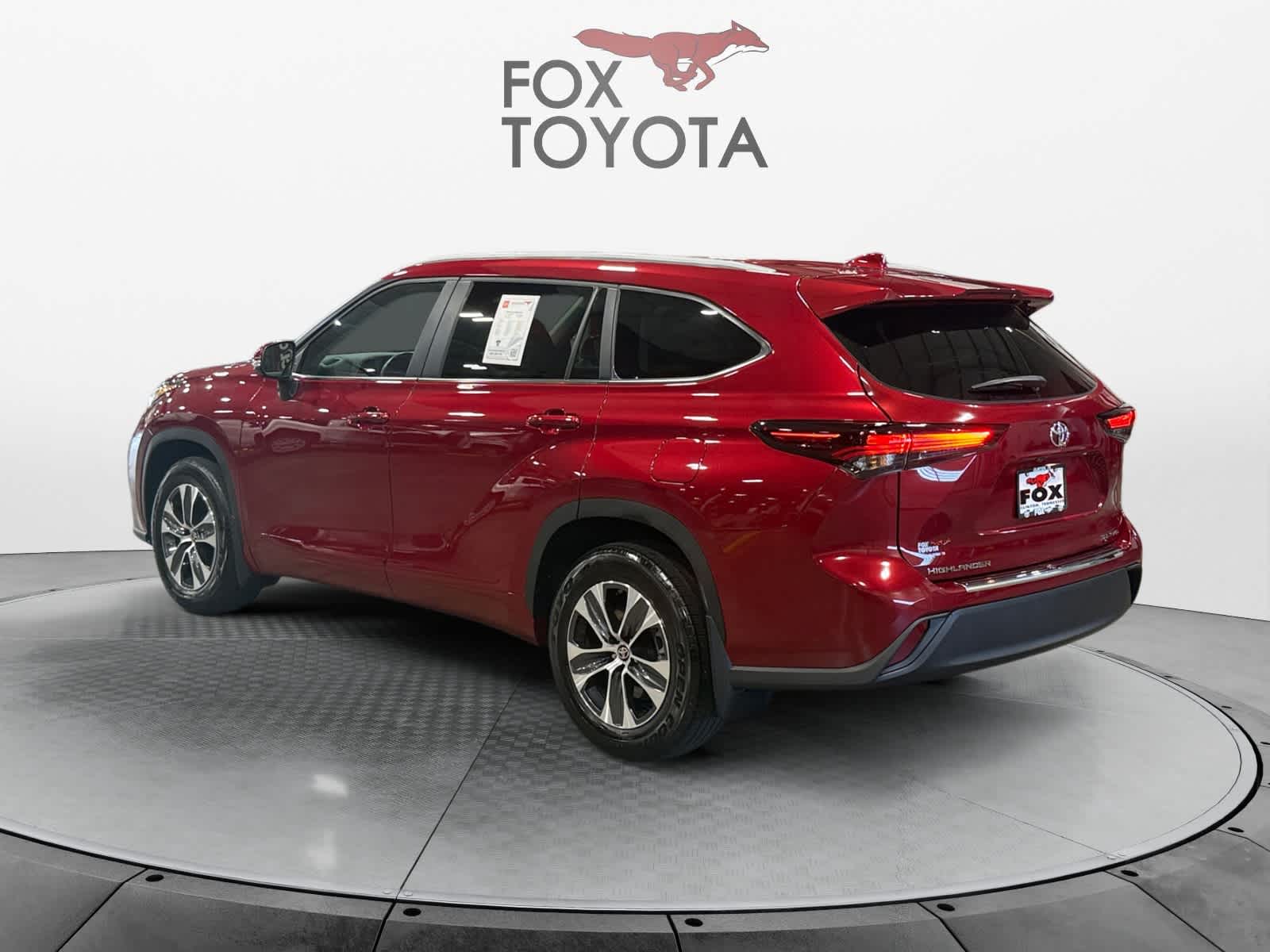 2025 Toyota Highlander XLE