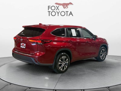 2025 Toyota Highlander XLE