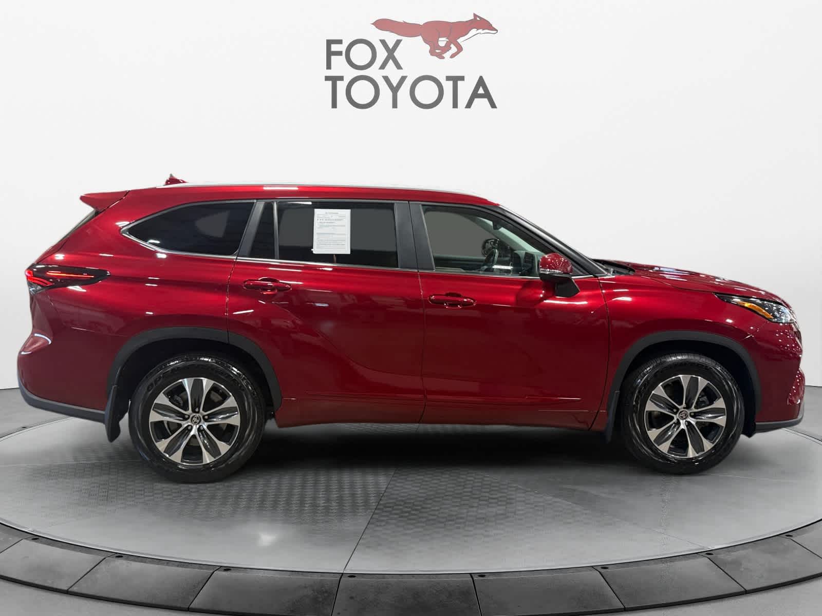2025 Toyota Highlander XLE