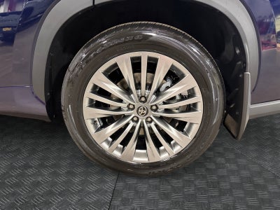2026 Toyota Highlander Platinum