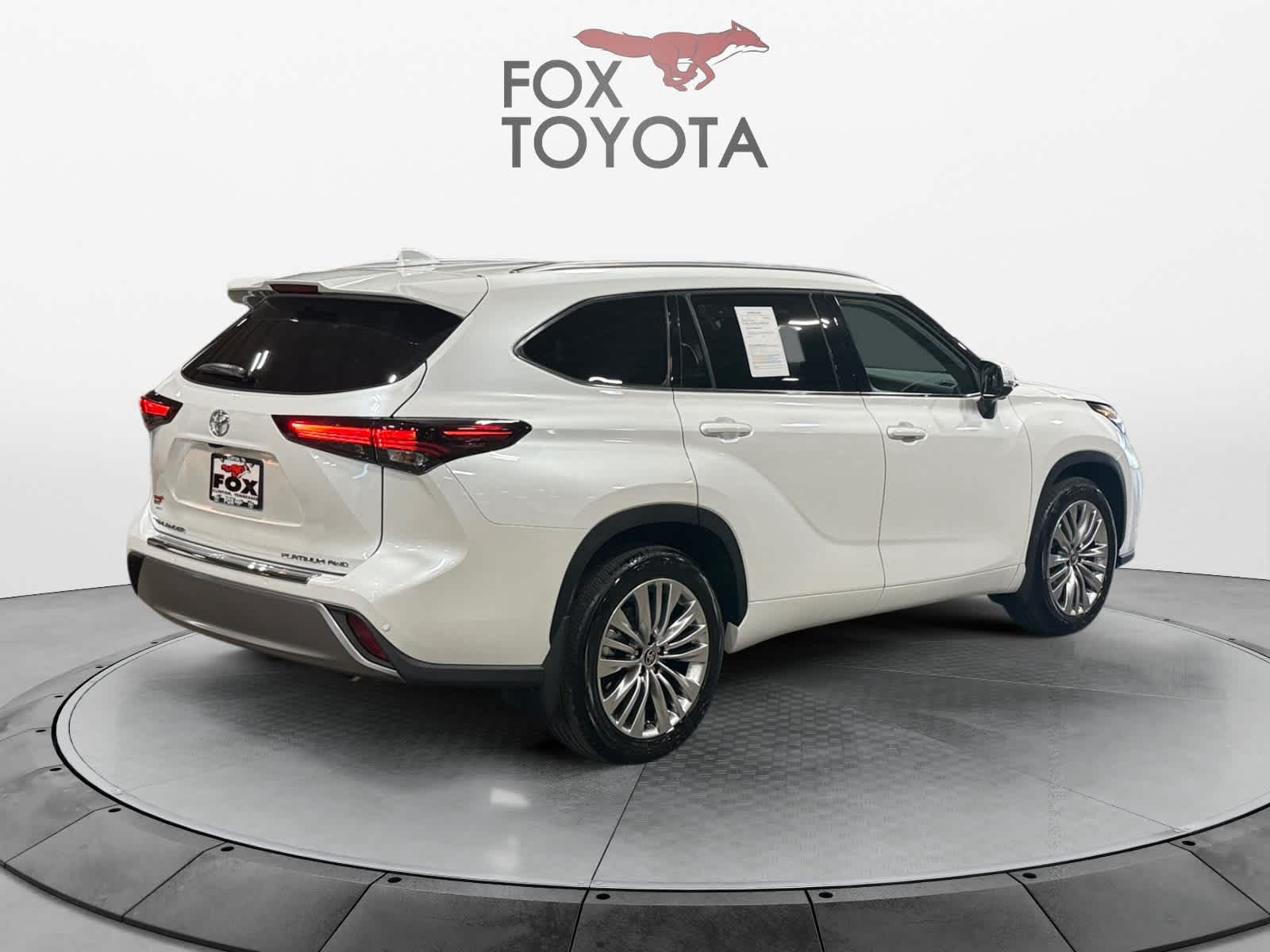 2026 Toyota Highlander Platinum