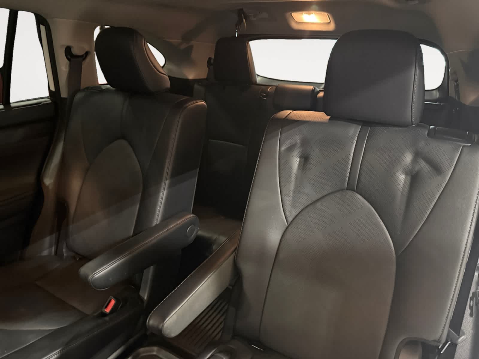 2024 Toyota Highlander Platinum