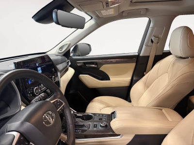 2025 Toyota Highlander Limited