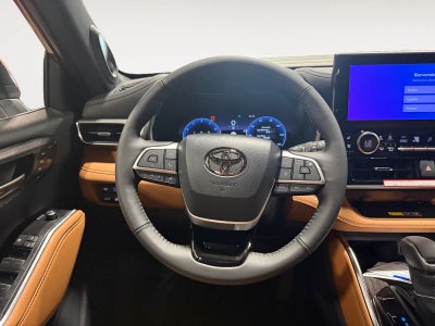 2026 Toyota Highlander Platinum