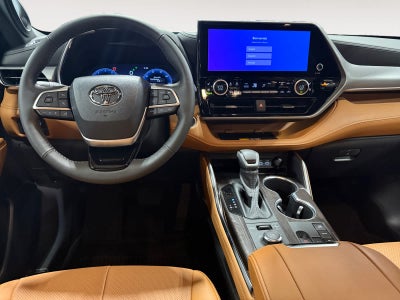 2026 Toyota Highlander Platinum