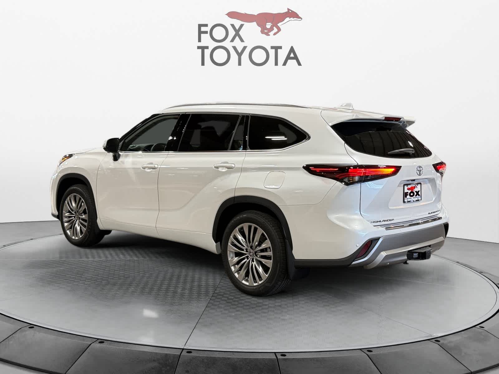 2026 Toyota Highlander Platinum