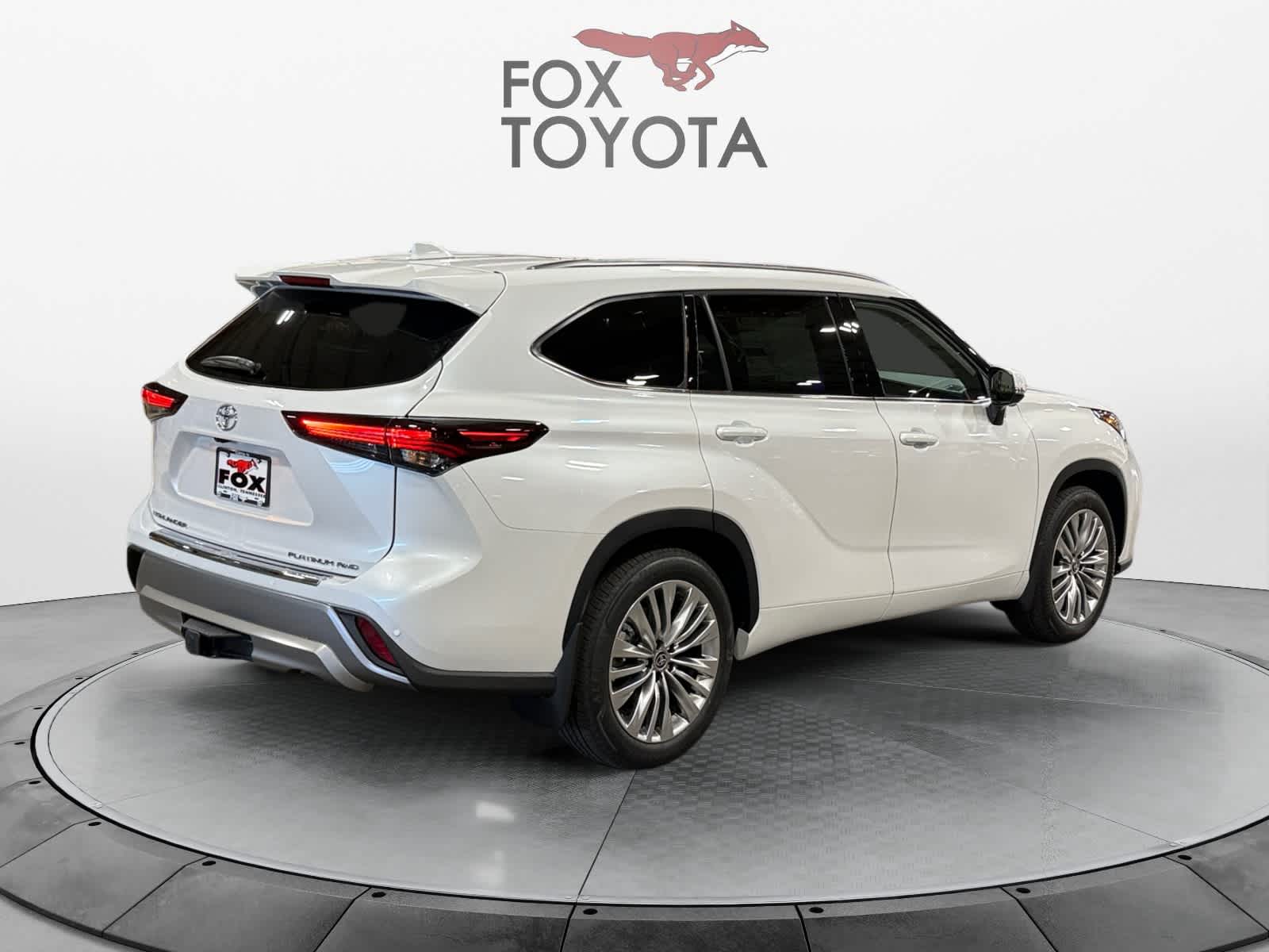 2026 Toyota Highlander Platinum