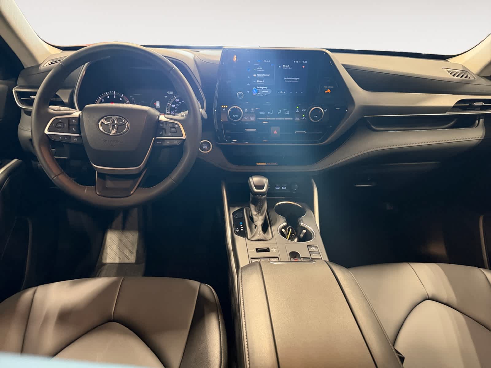 2025 Toyota Highlander XLE