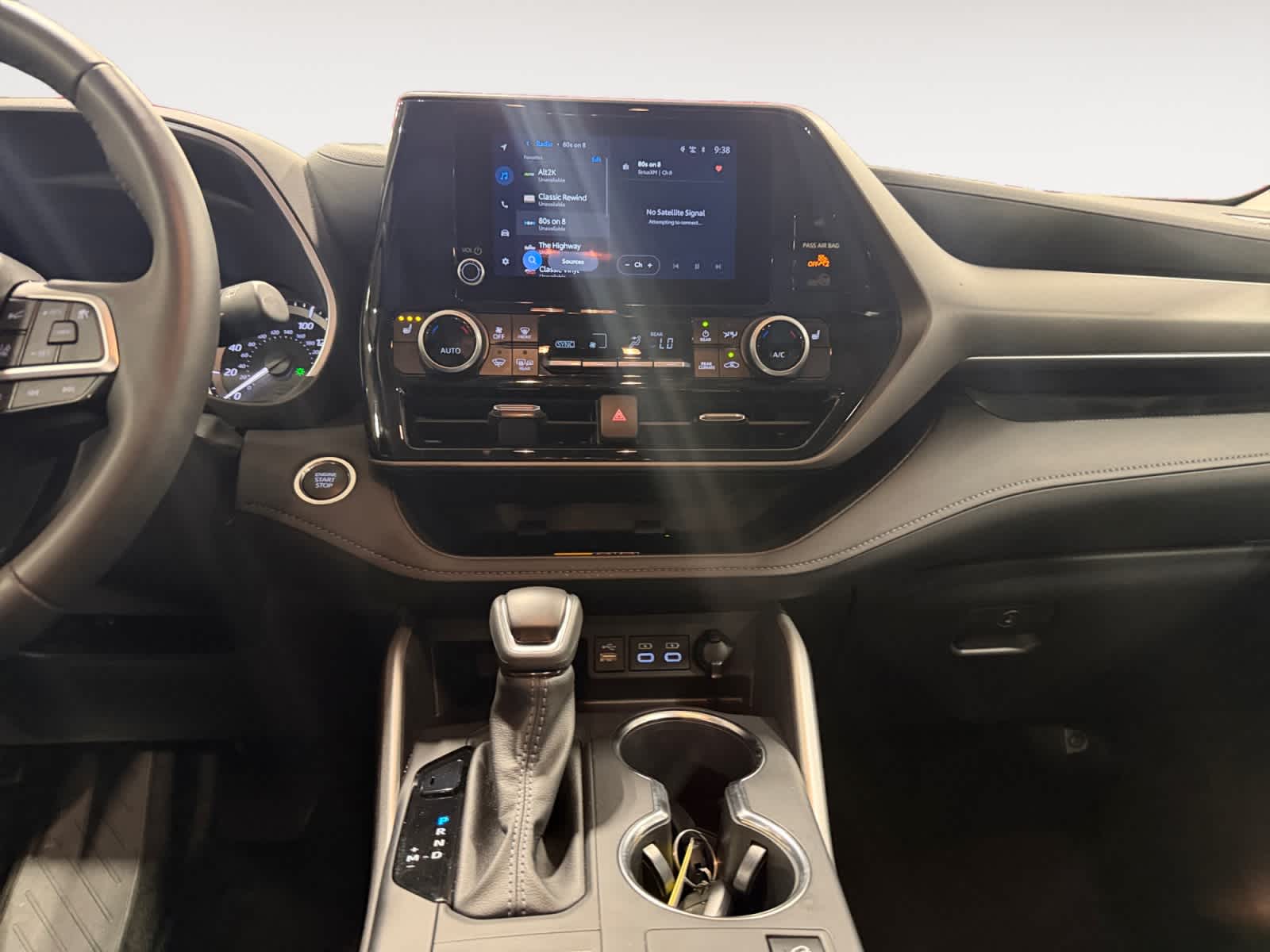 2025 Toyota Highlander XLE