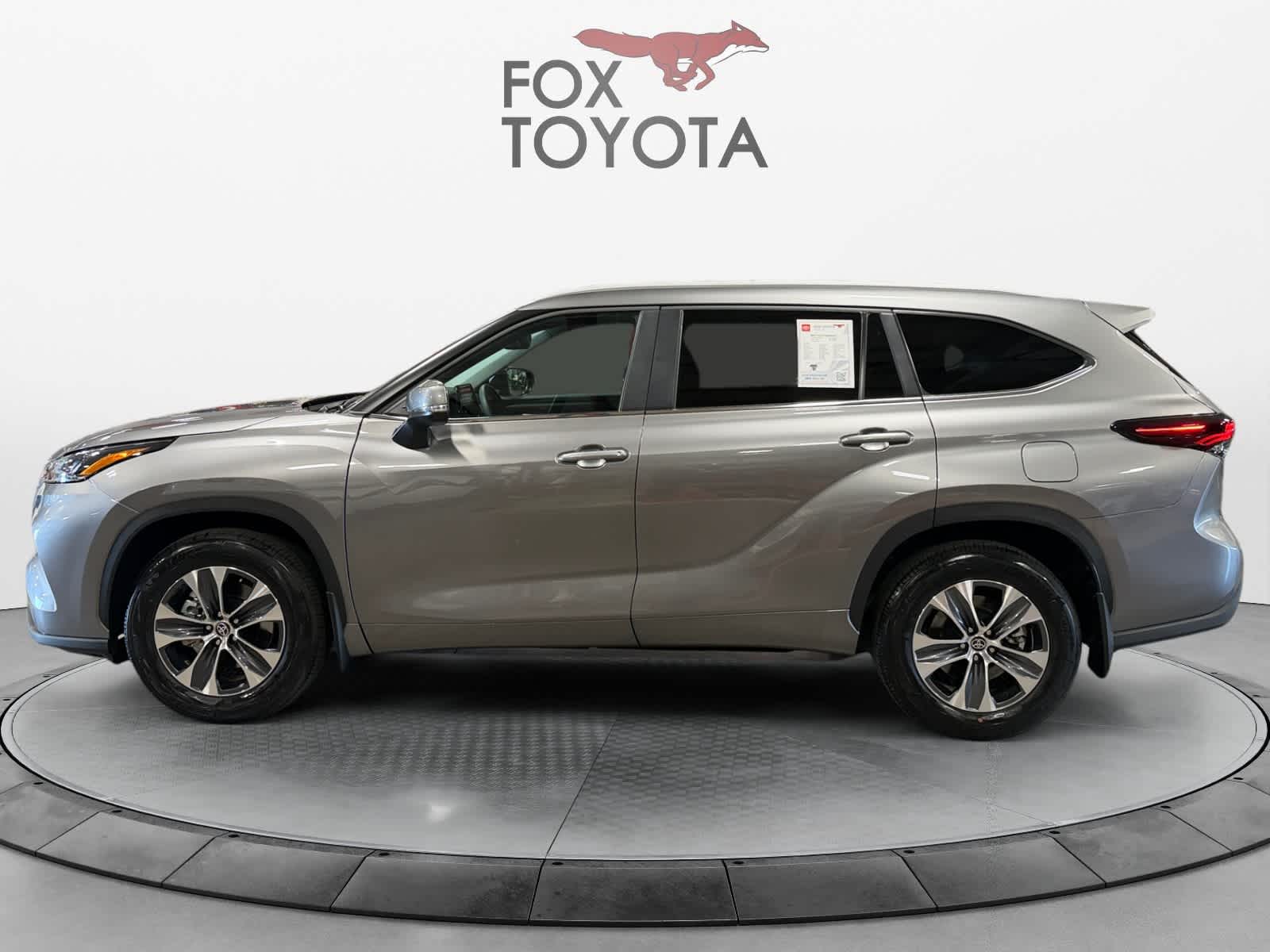 2025 Toyota Highlander XLE