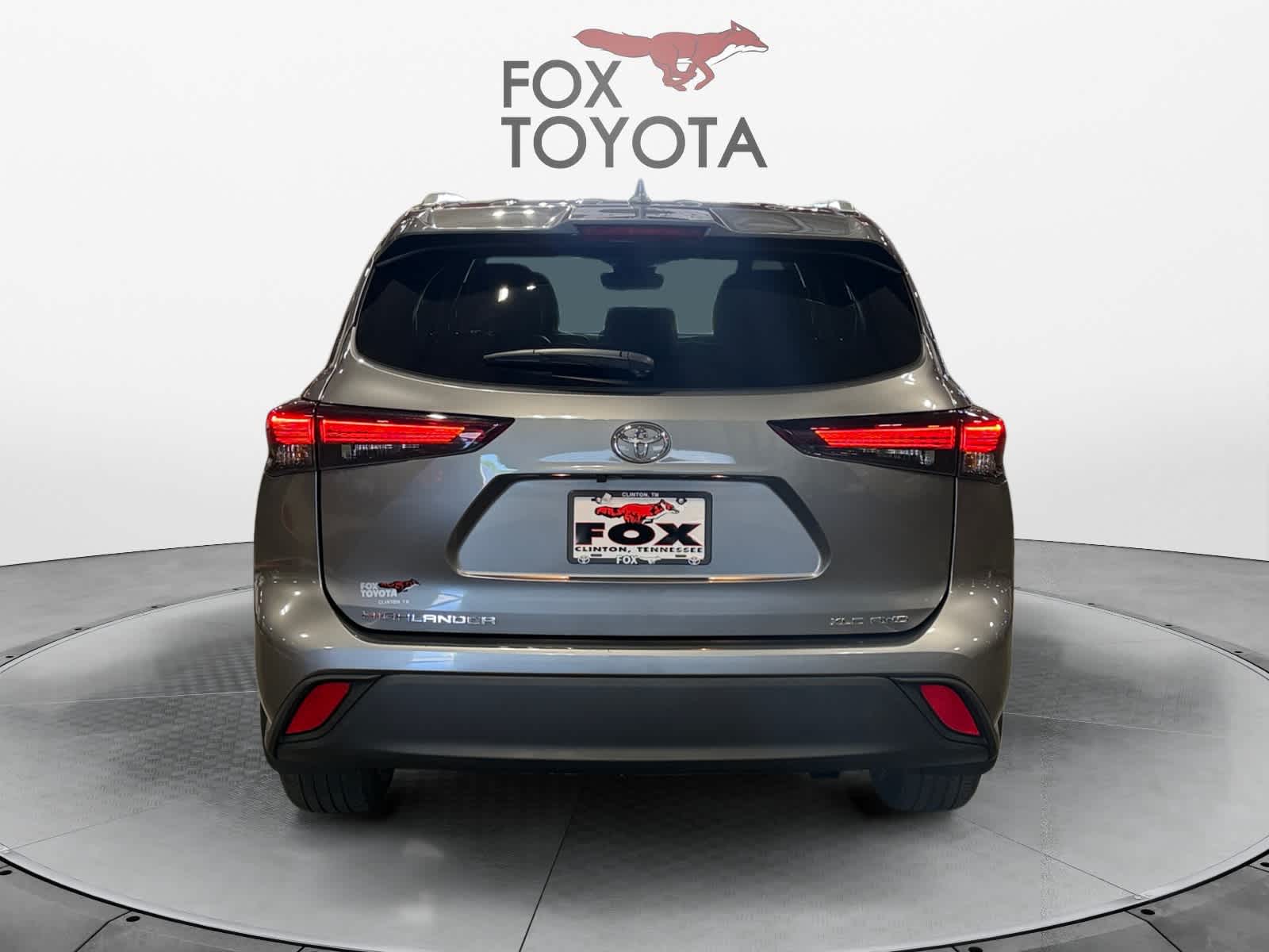 2025 Toyota Highlander XLE