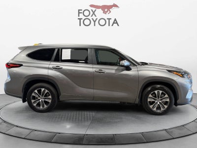 2025 Toyota Highlander XLE