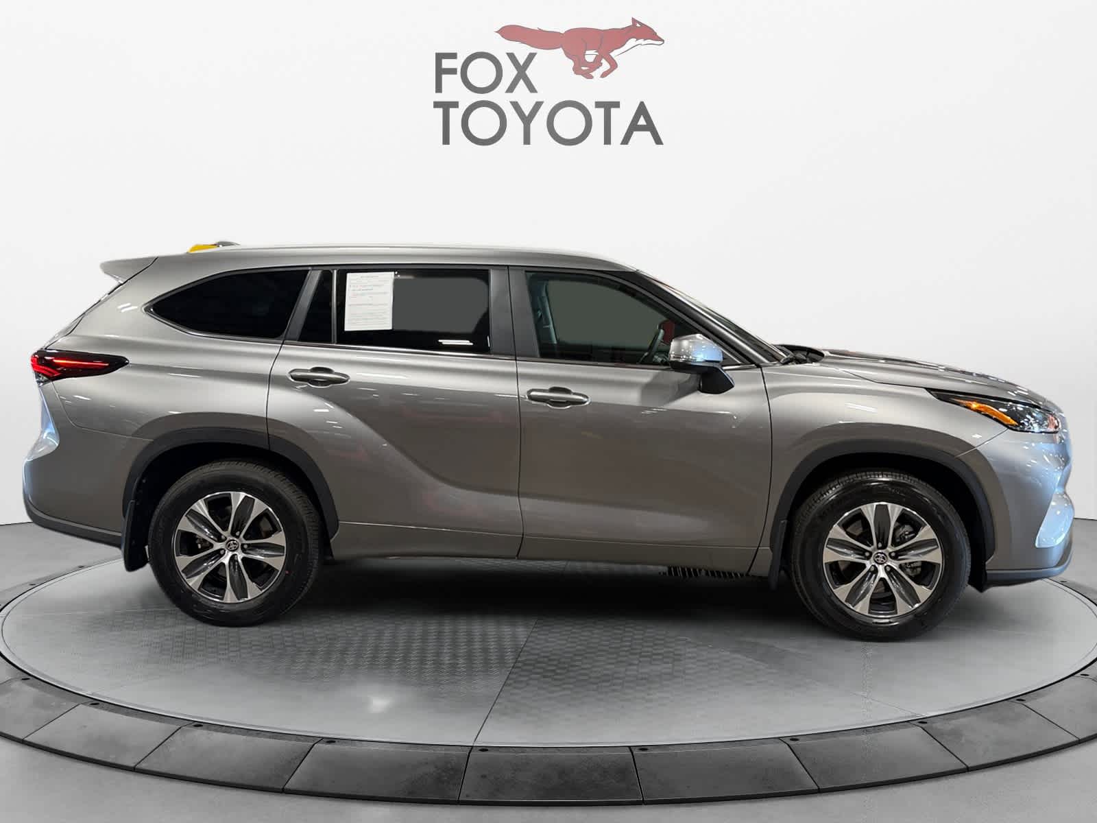 2025 Toyota Highlander XLE