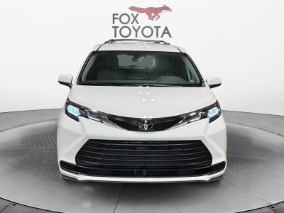 2026 Toyota Sienna LE