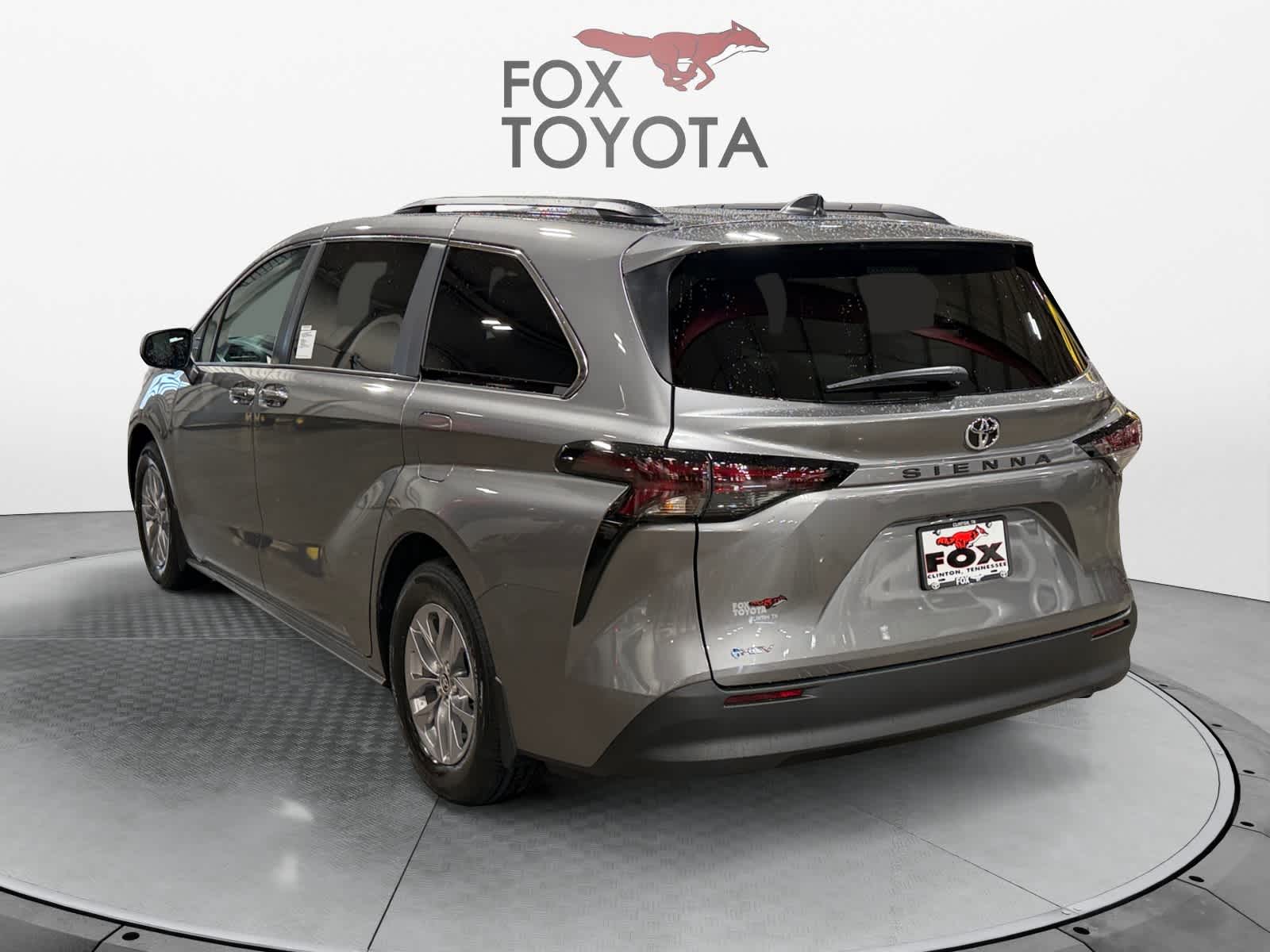2026 Toyota Sienna LE