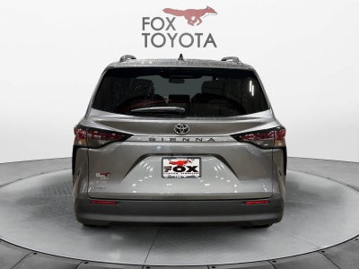 2026 Toyota Sienna LE
