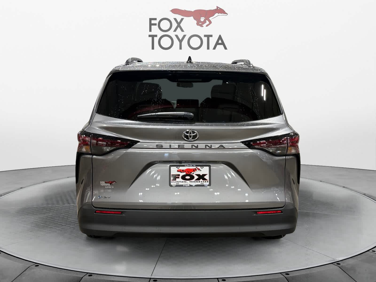 2026 Toyota Sienna LE