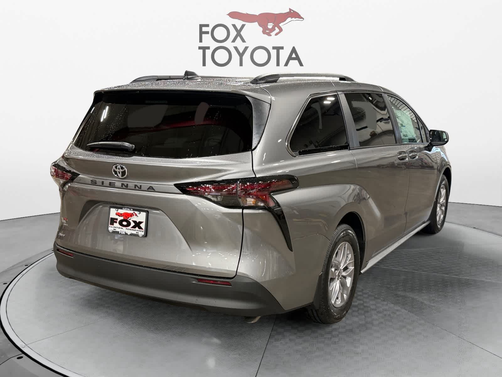 2026 Toyota Sienna LE