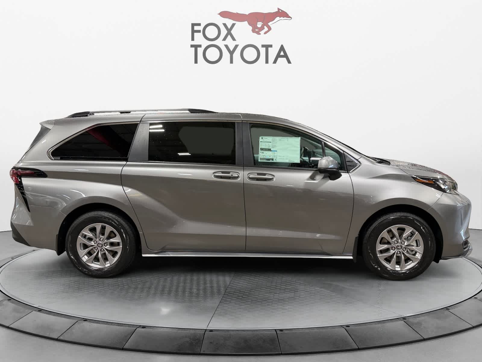 2026 Toyota Sienna LE