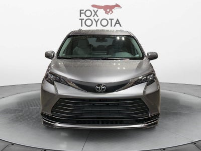 2026 Toyota Sienna LE