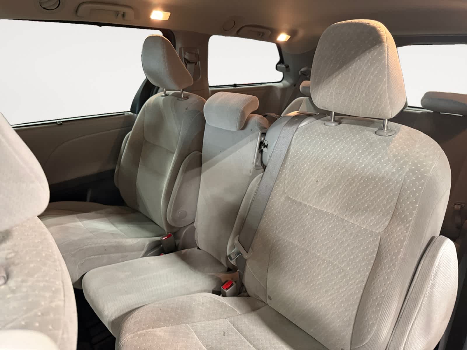 2020 Toyota Sienna LE