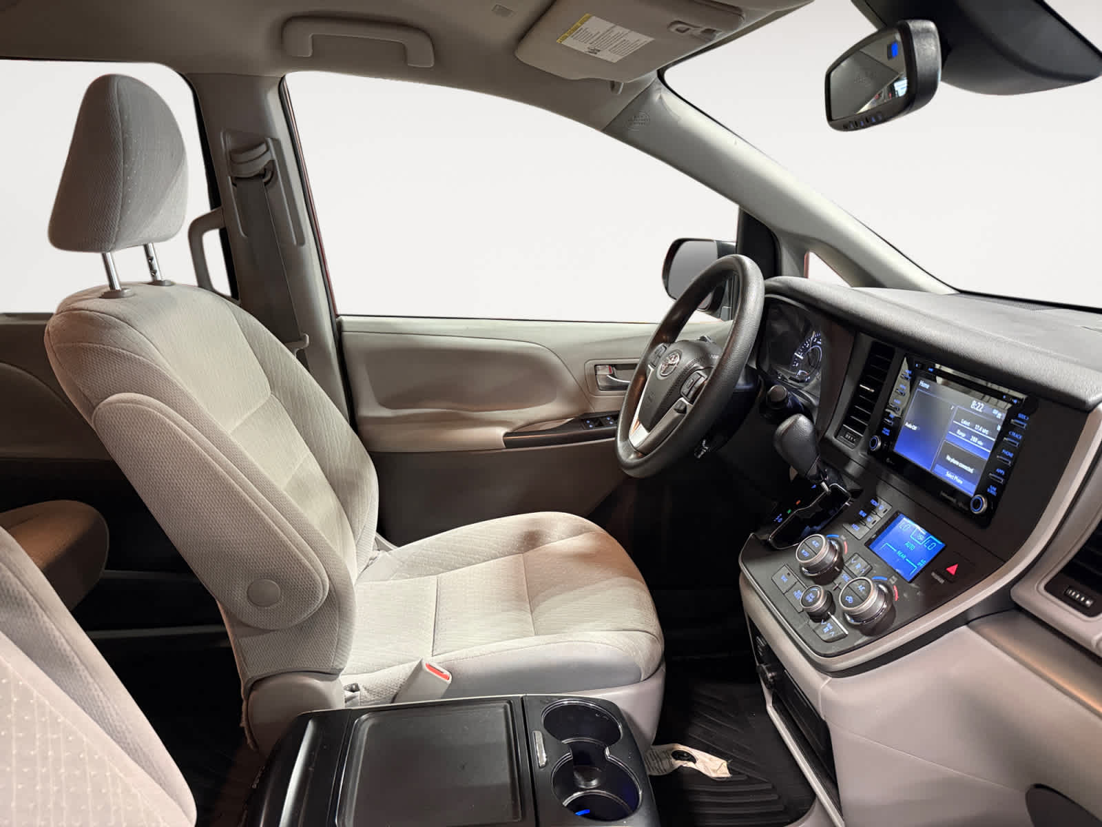 2020 Toyota Sienna LE