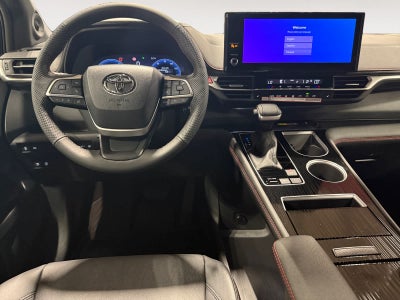 2026 Toyota Sienna XSE