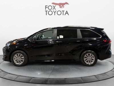 2026 Toyota Sienna XLE