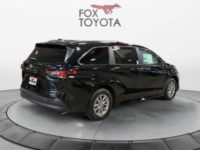 2026 Toyota Sienna XLE
