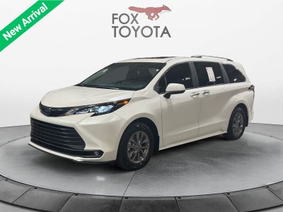 2025 Toyota Sienna XLE