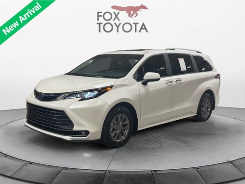 2025 Toyota Sienna XLE