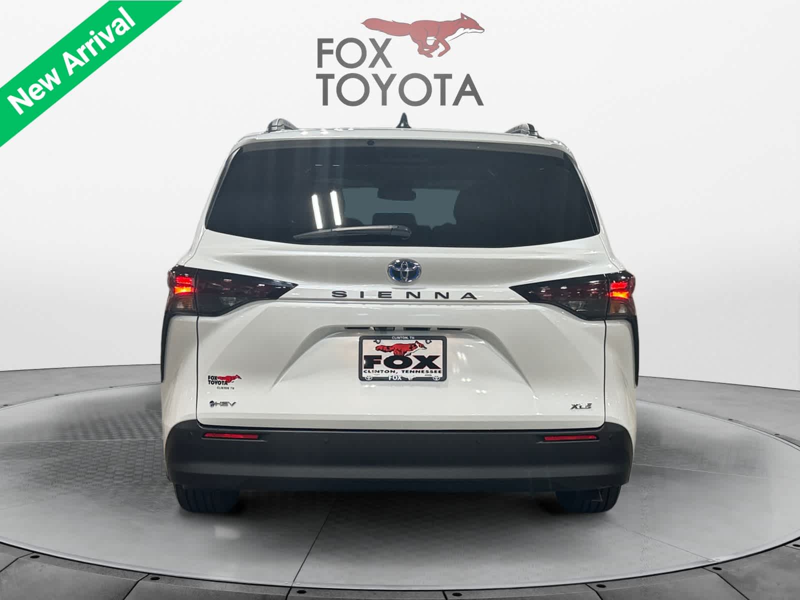 2025 Toyota Sienna XLE