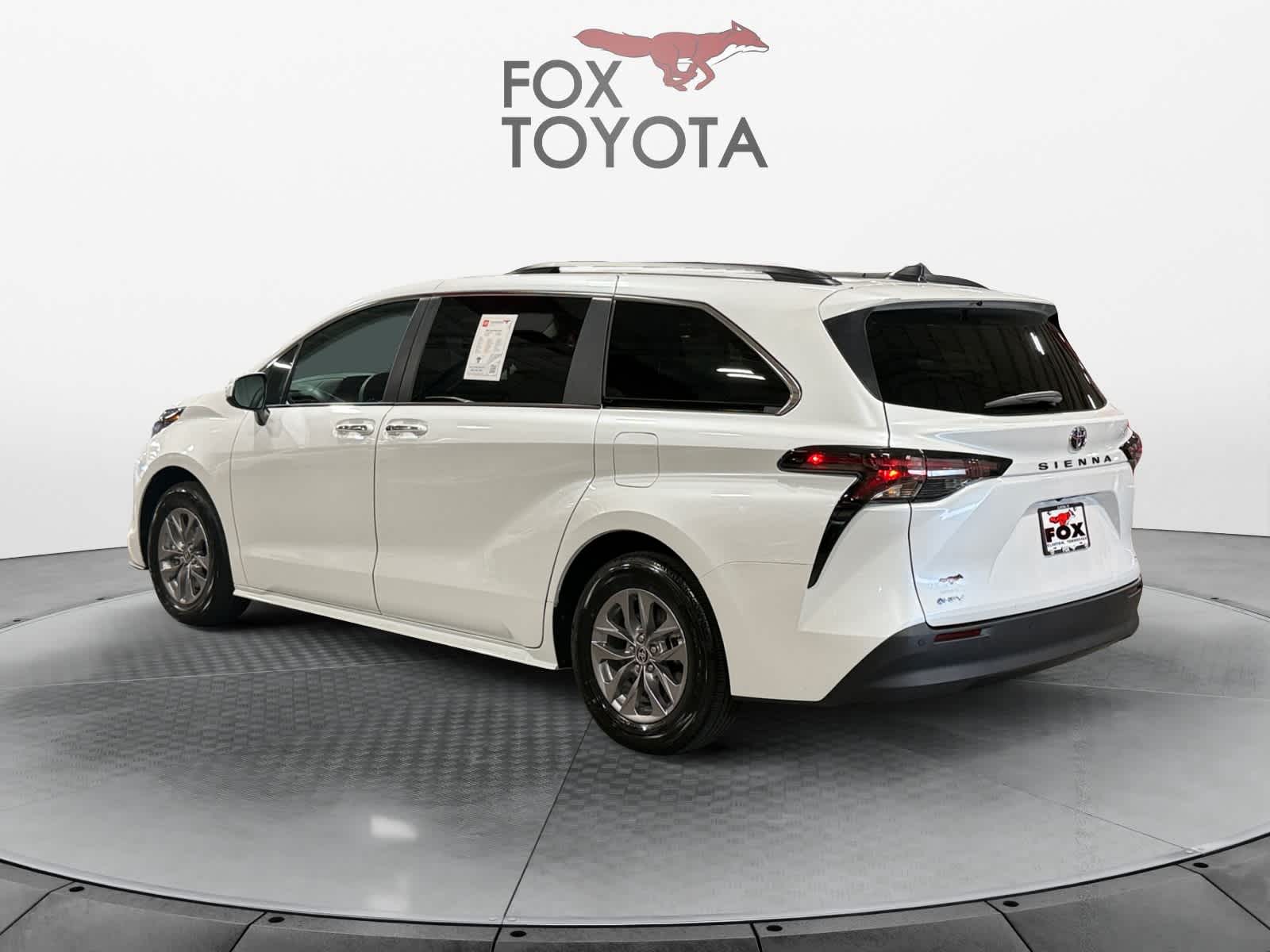 2026 Toyota Sienna XLE