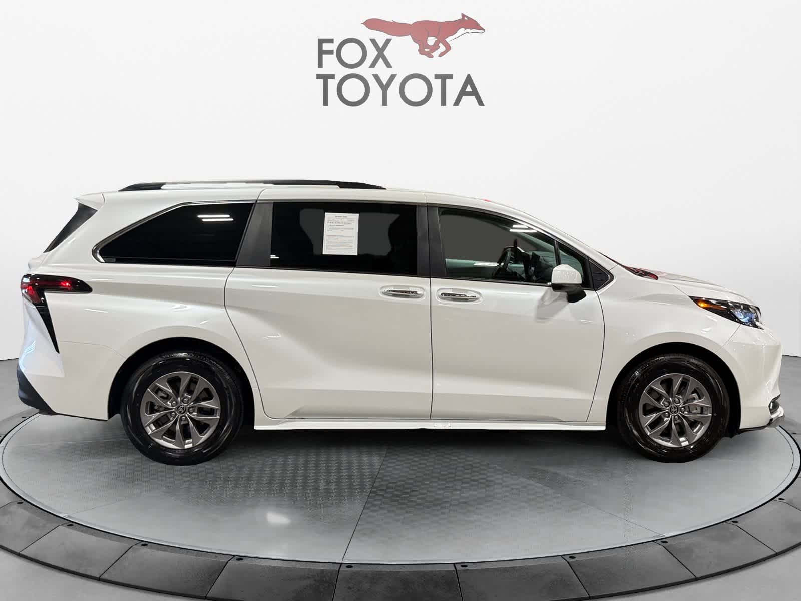 2026 Toyota Sienna XLE