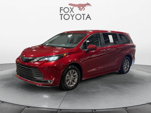 2023 Toyota Sienna XLE