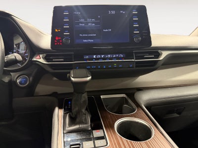 2023 Toyota Sienna XLE