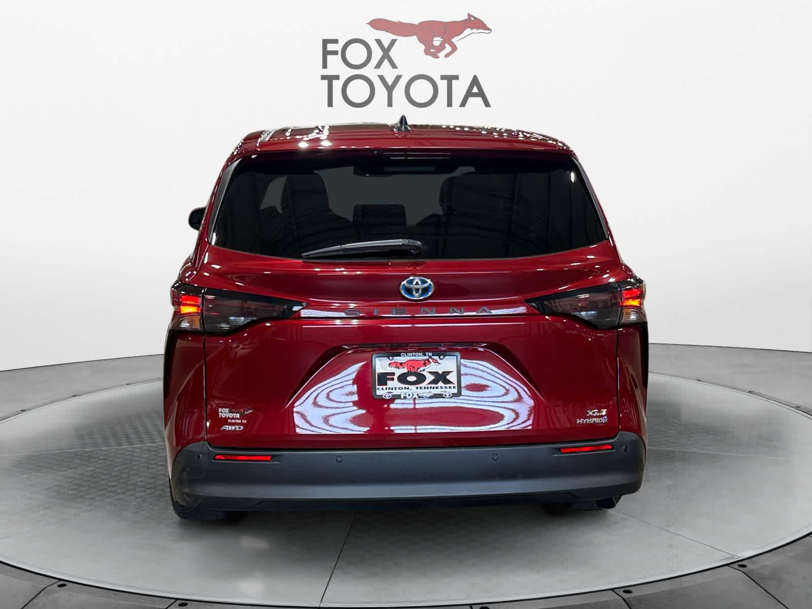 2023 Toyota Sienna XLE