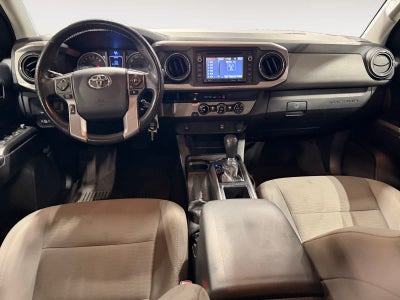 2017 Toyota Tacoma SR5