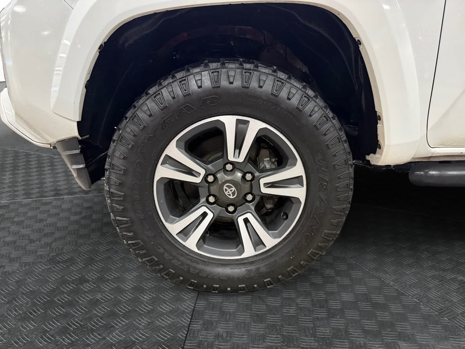 2017 Toyota Tacoma TRD Sport