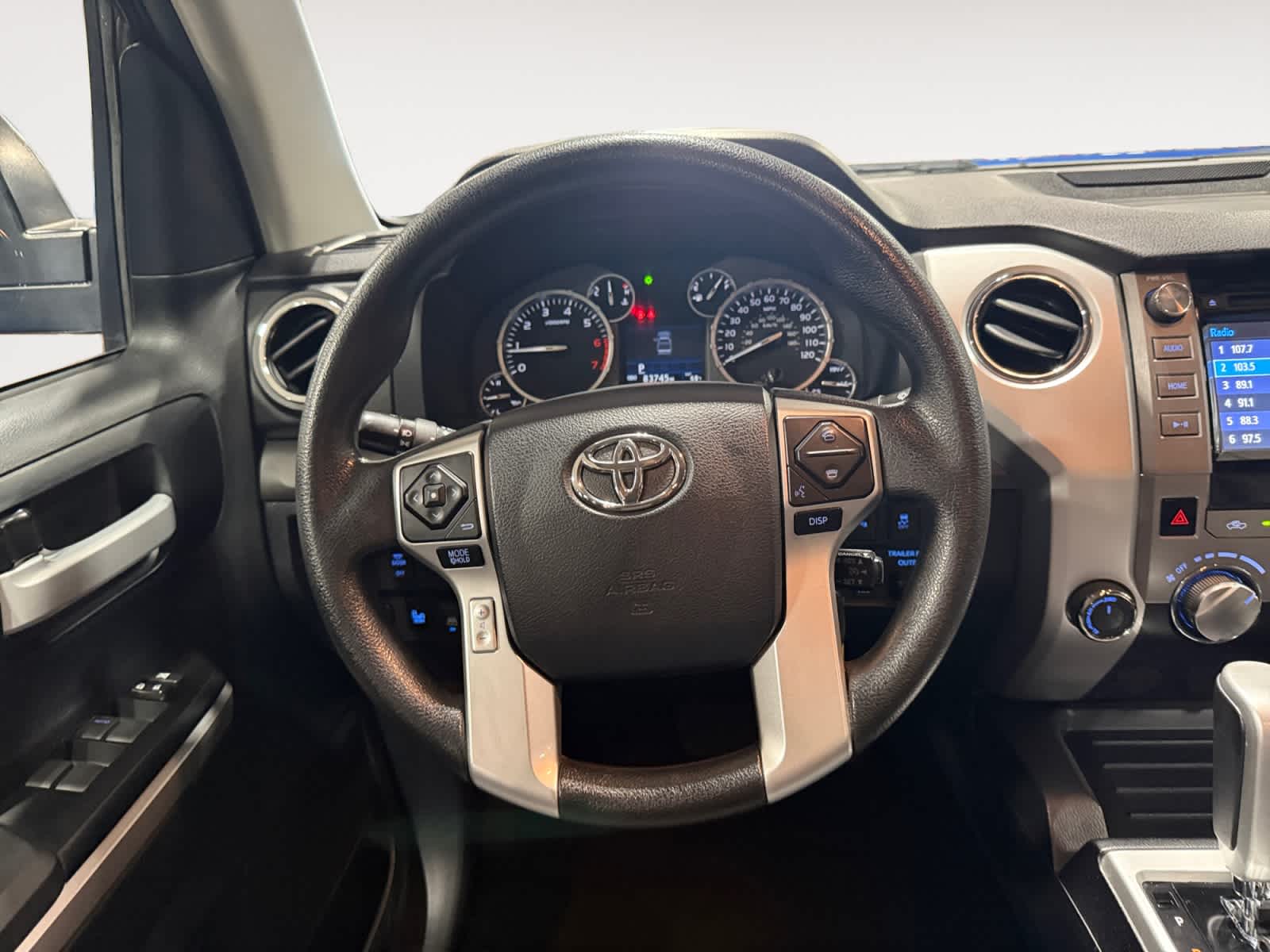 2017 Toyota Tundra SR5