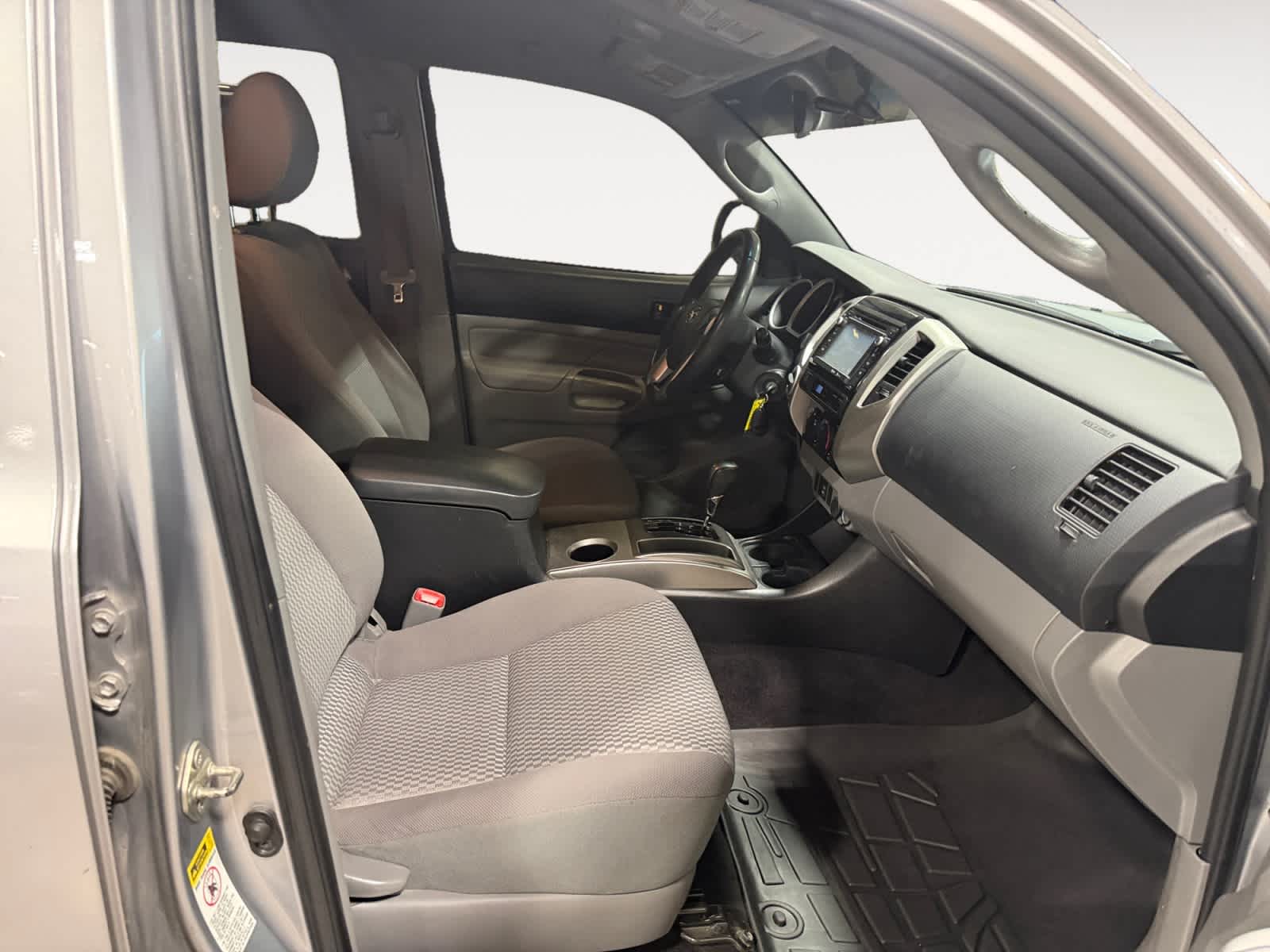 2014 Toyota Tacoma 4WD Double Cab V6 AT (Natl)