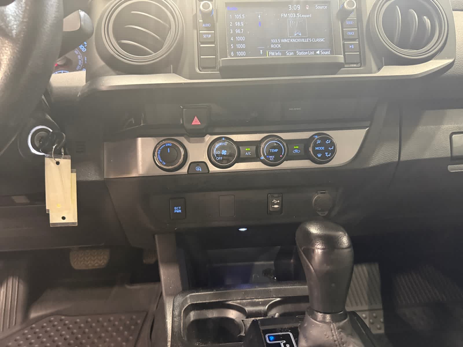 2018 Toyota Tacoma SR