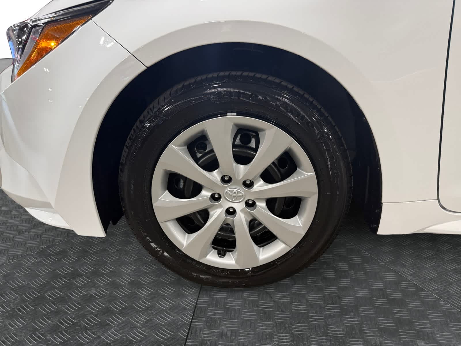 2027 Toyota Corolla LE