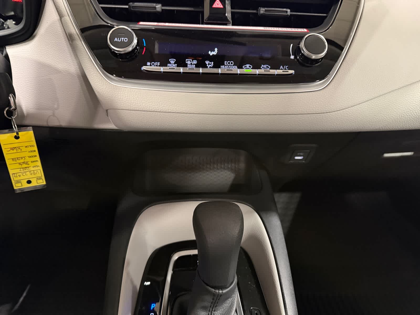 2027 Toyota Corolla LE