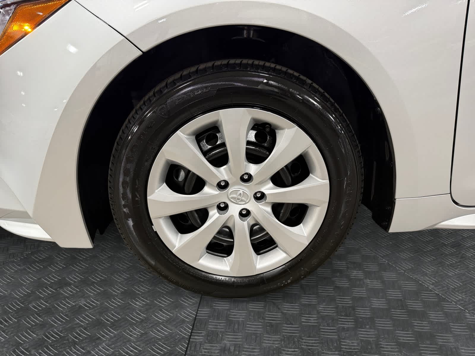 2027 Toyota Corolla LE