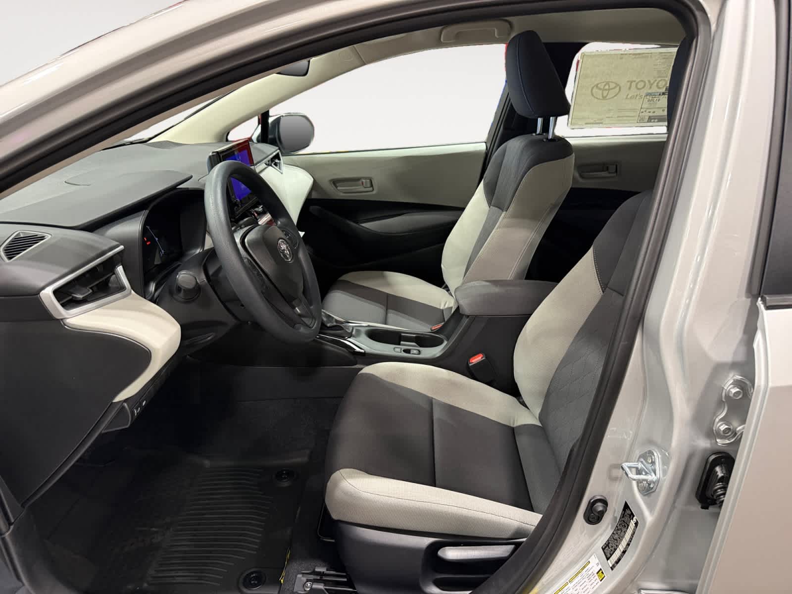 2027 Toyota Corolla LE