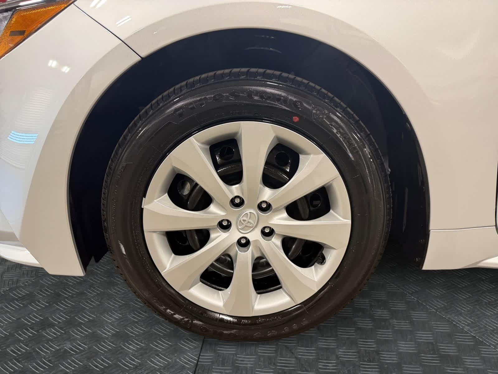 2027 Toyota Corolla LE