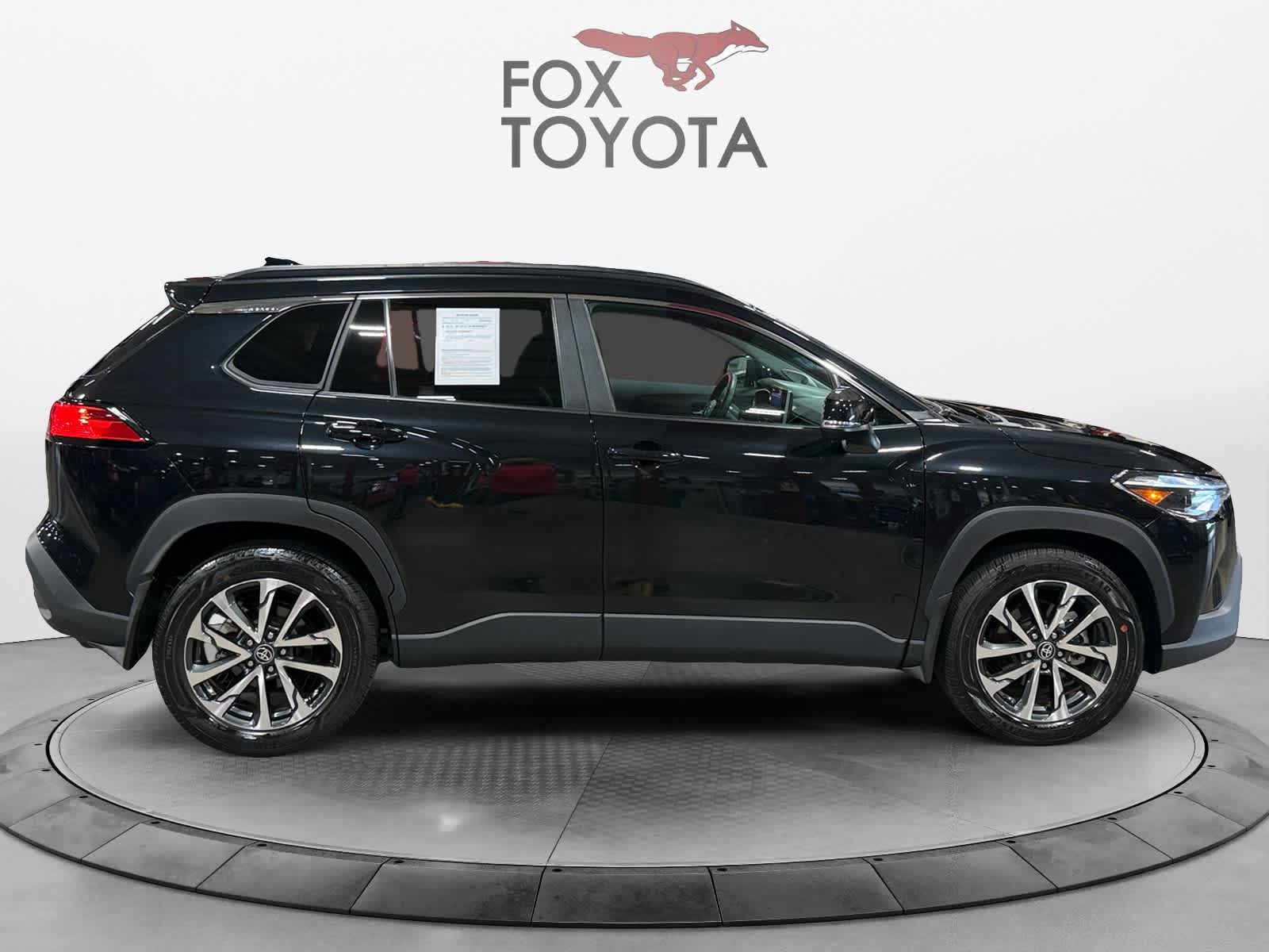 2024 Toyota Corolla Cross XLE