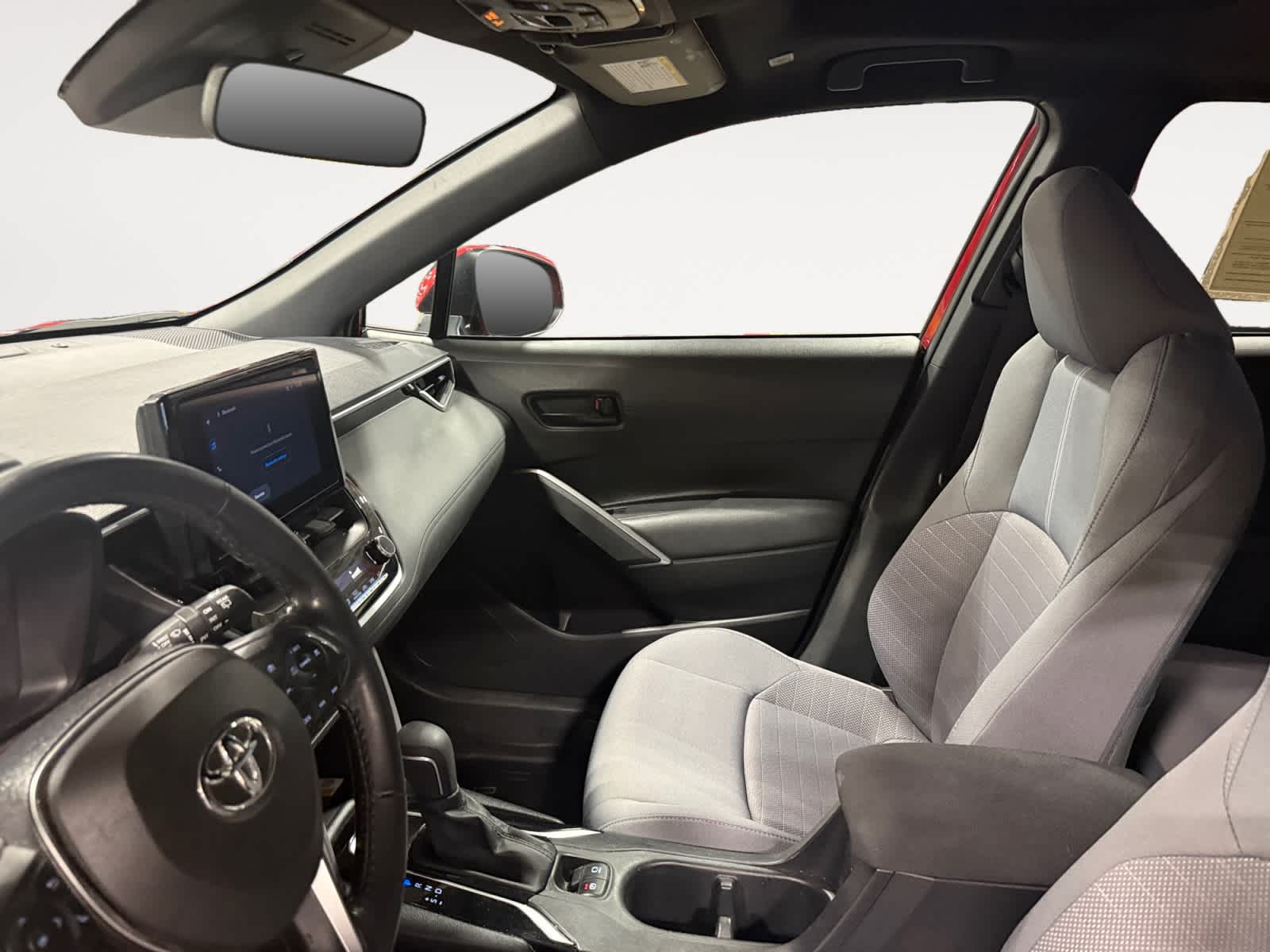 2023 Toyota Corolla Cross Hybrid SE