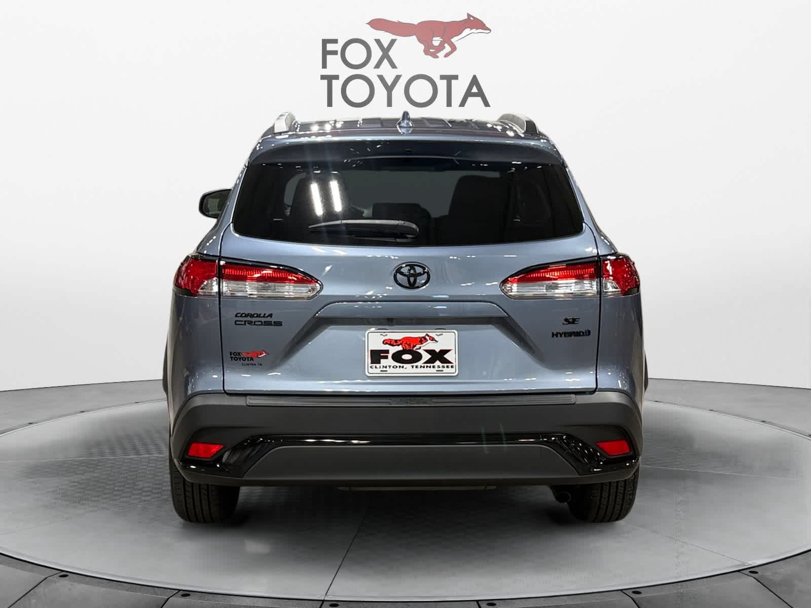 2024 Toyota Corolla Cross Hybrid SE